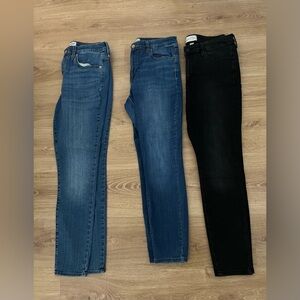 ✨EUC✨ Universal Thread Skinny Jeans Blue and Black Bundle